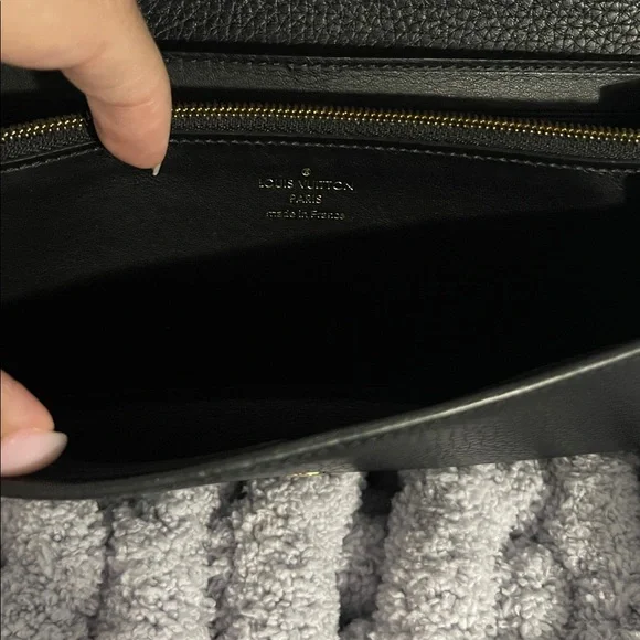 Louis Vuitton Black Leather Wallet